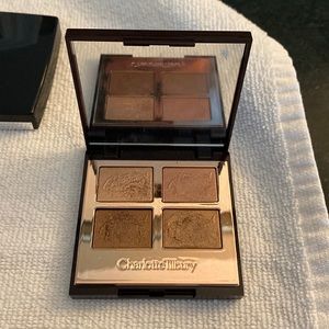 CT flawless eye filter palette